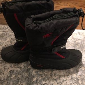 Boys winter boots